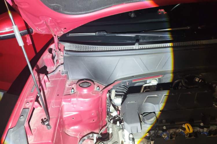 Used Hyundai ix25 2020 1.5L CVT GLS Smart Model Engine Bay Right