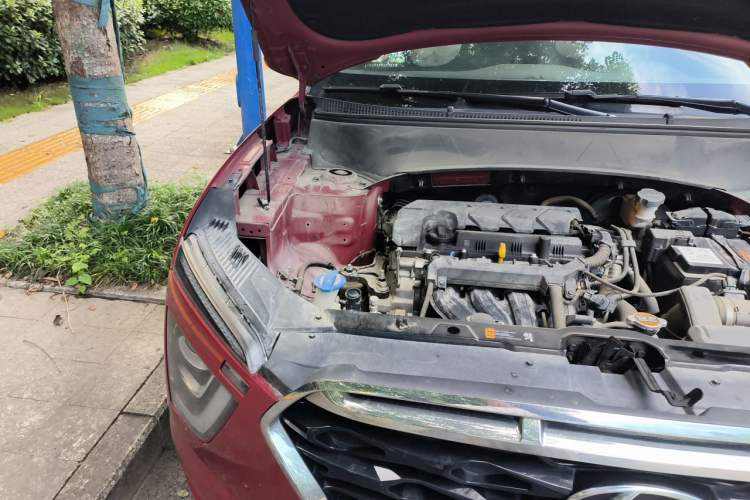 Used Hyundai ix25 2020 1.5L CVT GLS Smart Model Engine Bay Right