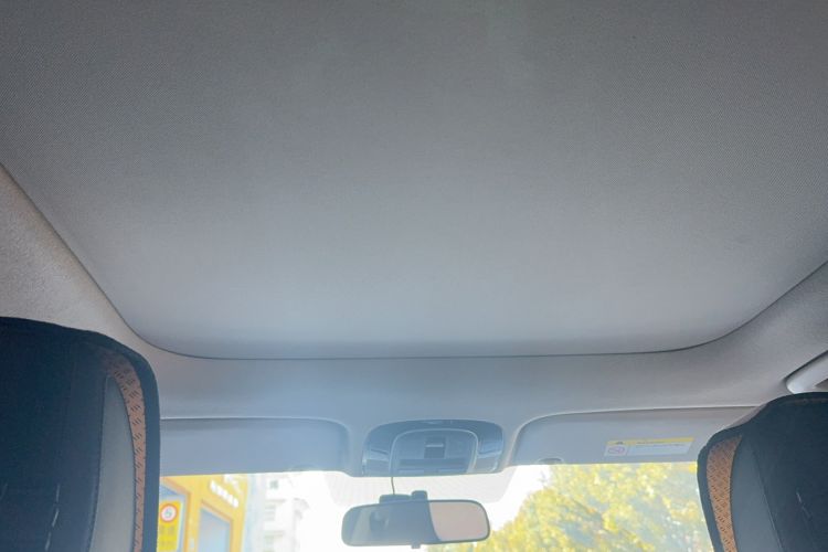 Used Hyundai ix25 2020 1.5L CVT DLX Prestige Version Headliner