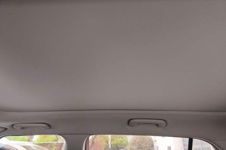 Used Hyundai ix25 2020 1.5L CVT GLS Smart Model Headliner