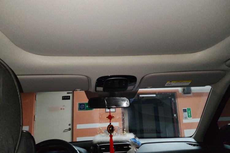 Used Hyundai ix25 2020 1.5L CVT GLS Smart Model Headliner