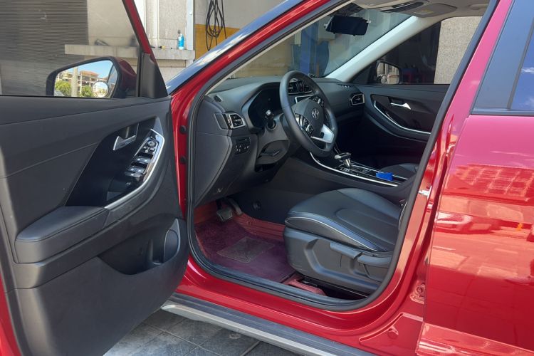 Used Hyundai ix25 2020 1.5L CVT DLX Prestige Version Interior 2
