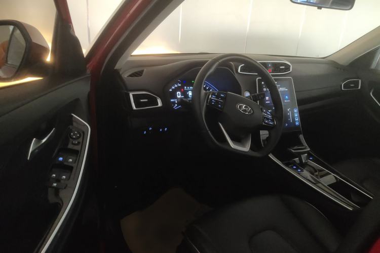 Used Hyundai ix25 2020 1.5L CVT DLX Prestige Version Interior 3