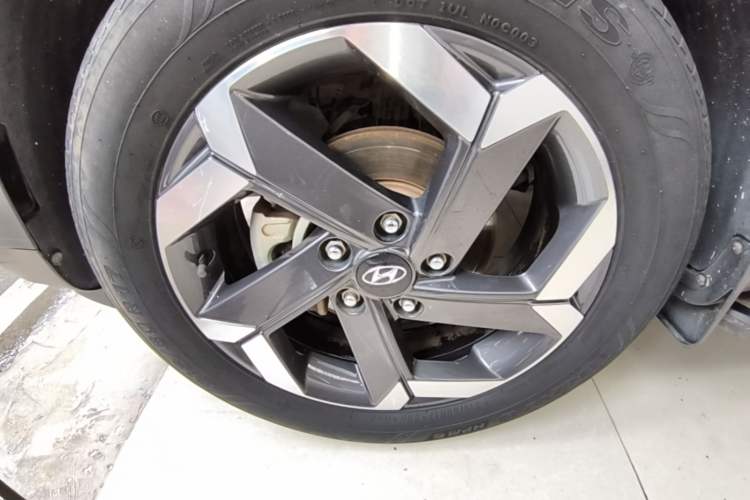 Used Hyundai ix25 2020 1.5L CVT DLX Prestige Version Left Front Wheel Hub