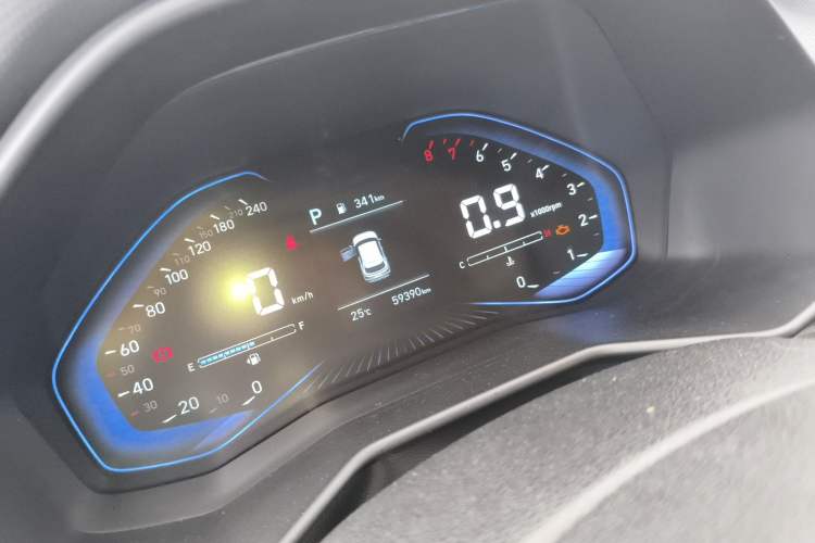 Used Hyundai ix25 2020 1.5L CVT GLS Smart Model Odometer Close Up