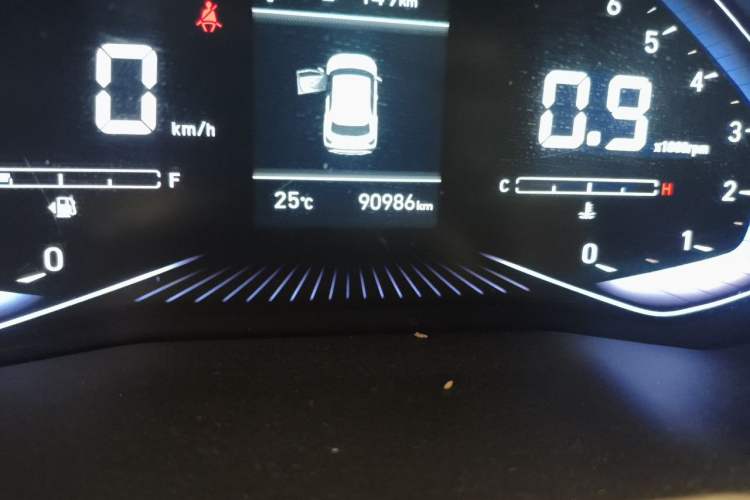 Used Hyundai ix25 2020 1.5L CVT GLS Smart Model Odometer Close Up