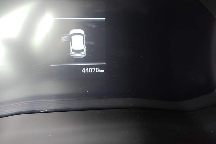 Used Hyundai ix25 2020 1.5L CVT GLS Smart Model Odometer Close Up