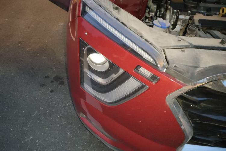 Used Hyundai ix25 2020 1.5L CVT GLS Smart Model Right Front Headlight
