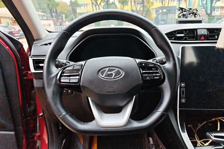 Used Hyundai ix25 2020 1.5L CVT GLS Smart Model Steering Wheel
