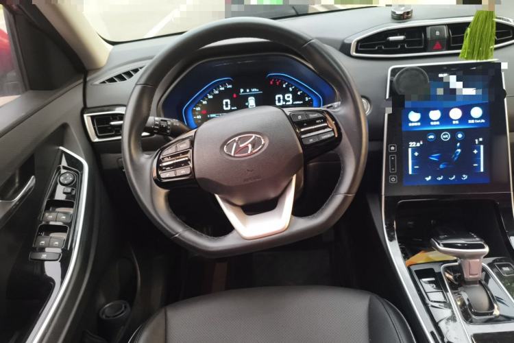 Used Hyundai ix25 2020 1.5L CVT GLS Smart Model Steering Wheel