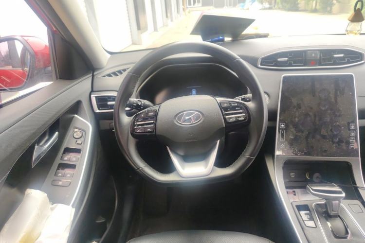Used Hyundai ix25 2020 1.5L CVT GLS Smart Model Steering Wheel