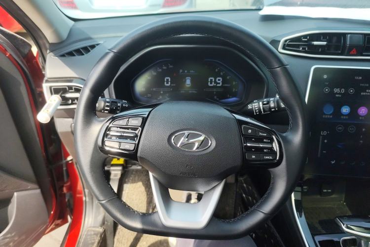 Used Hyundai ix25 2020 1.5L CVT GLS Smart Model Steering Wheel