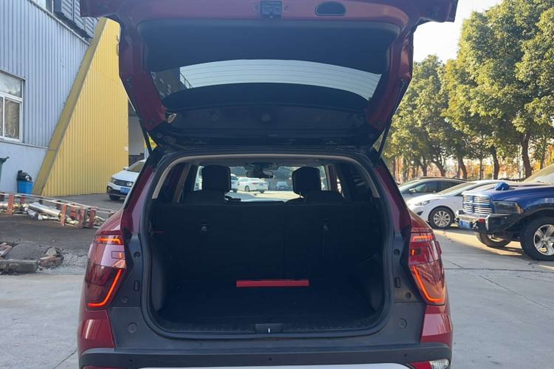 Used Hyundai ix25 2020 1.5L CVT DLX Prestige Version Trunk