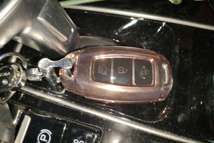 Used Hyundai ix25 2020 1.5L CVT GLS Smart Model Vehicle Key