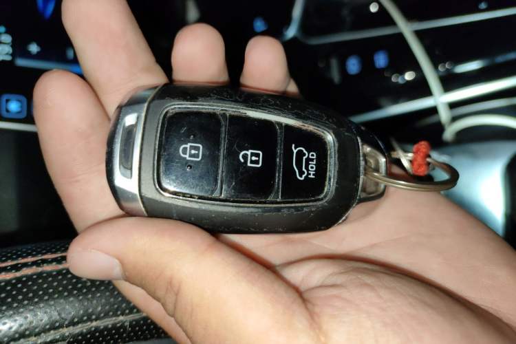 Used Hyundai ix25 2020 1.5L CVT GLS Smart Model Vehicle Key
