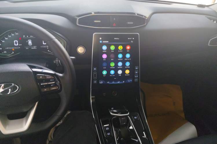 Used Hyundai ix25 2020 1.5L CVT DLX Prestige Version Audio And AC Panel