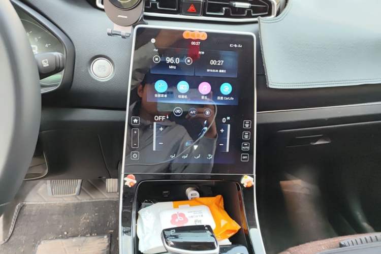 Used Hyundai ix25 2020 1.5L CVT GLS Smart Model Audio And AC Panel
