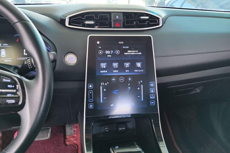 Used Hyundai ix25 2020 1.5L CVT GLS Smart Model Audio And AC Panel