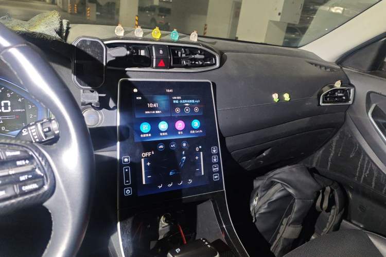 Used Hyundai ix25 2020 1.5L CVT GLS Smart Model Audio And AC Panel