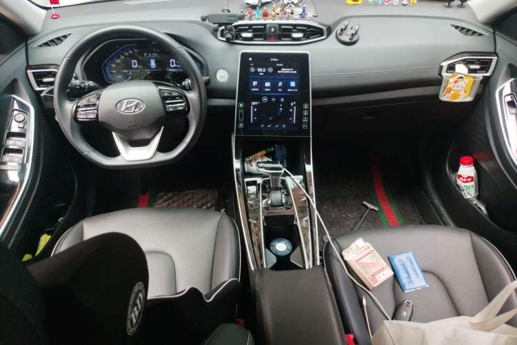 Used Hyundai ix25 2020 1.5L CVT GLS Smart Model Audio And AC Panel