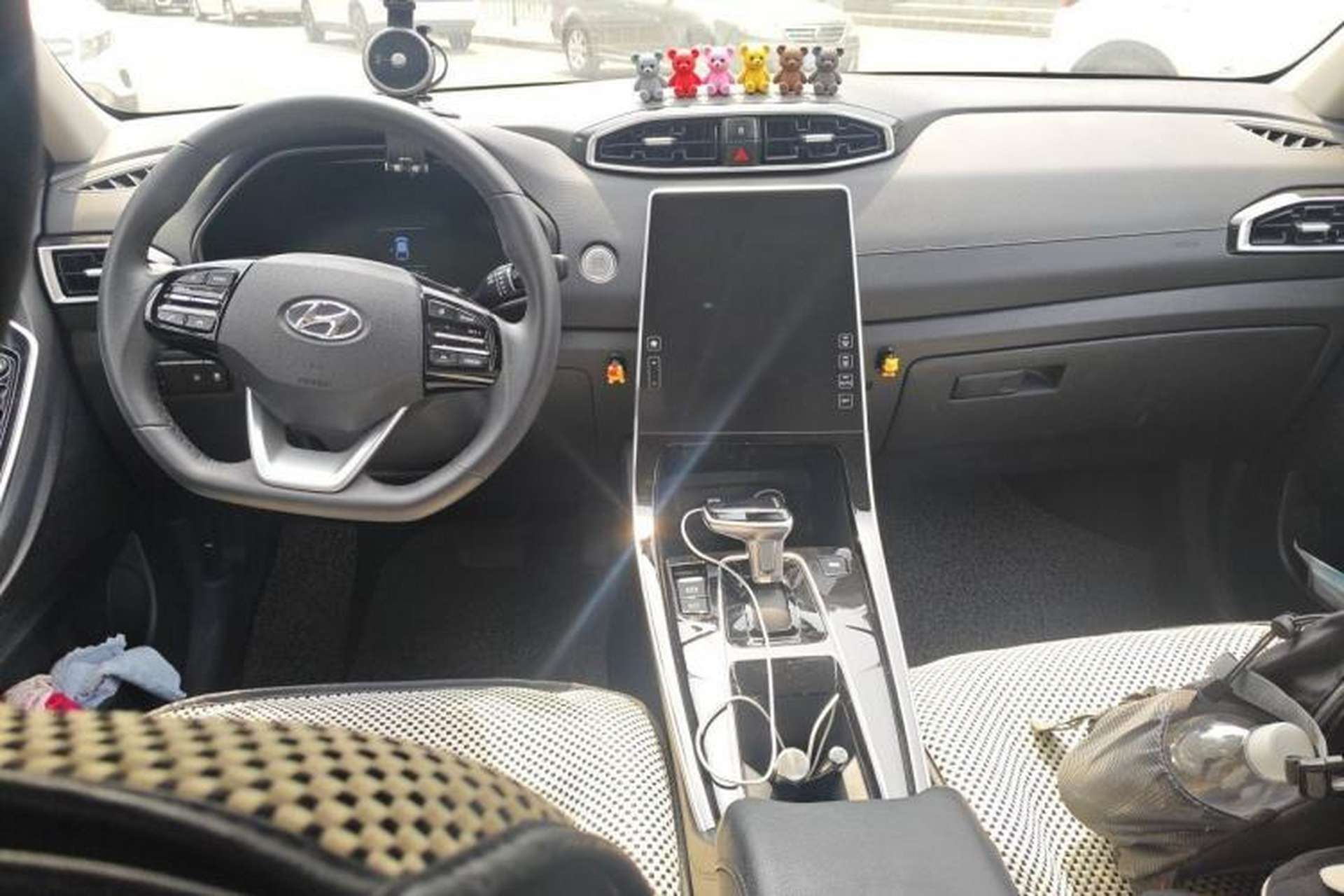 Used Hyundai ix25 2020 1.5L CVT GLS Smart Model Center Console