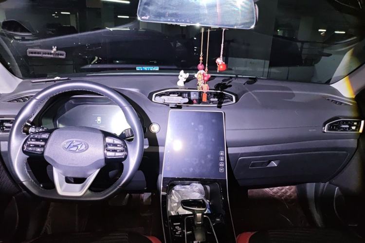 Used Hyundai ix25 2020 1.5L CVT DLX Prestige Version Center Console
