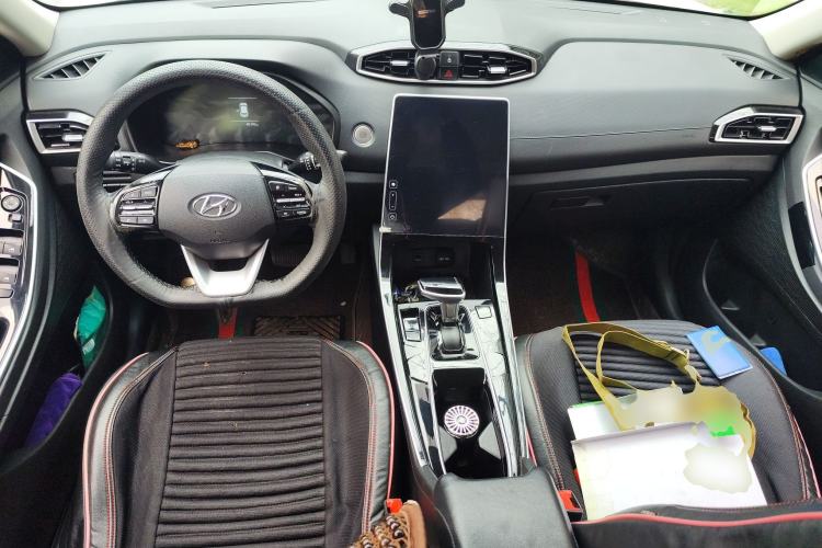 Used Hyundai ix25 2020 1.5L CVT GLS Smart Model Center Console