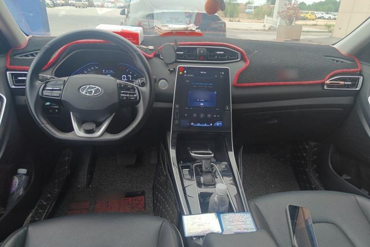 Used Hyundai ix25 2020 1.5L CVT DLX Prestige Version Center Console
