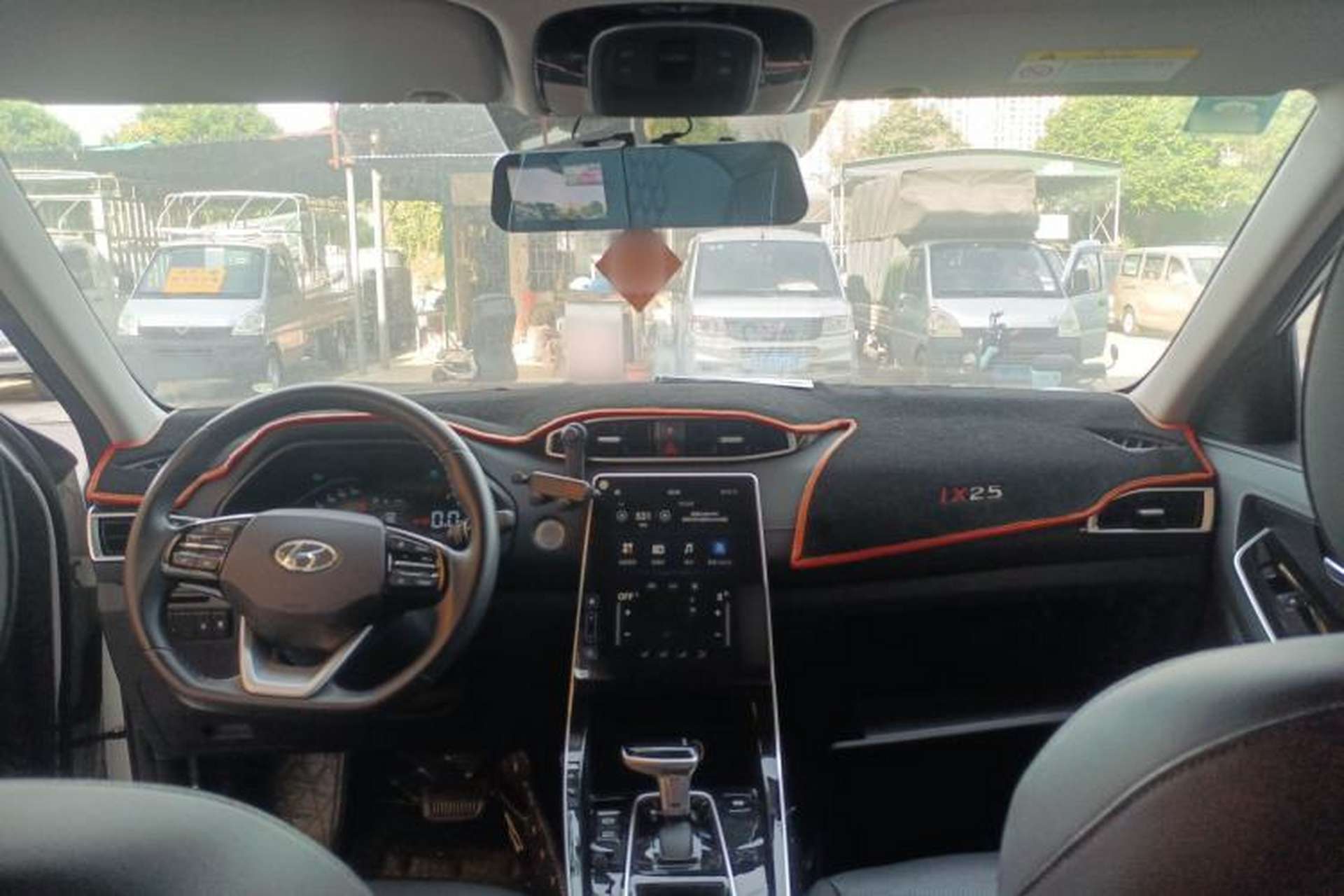 Used Hyundai ix25 2020 1.5L CVT GLS Smart Model Center Console