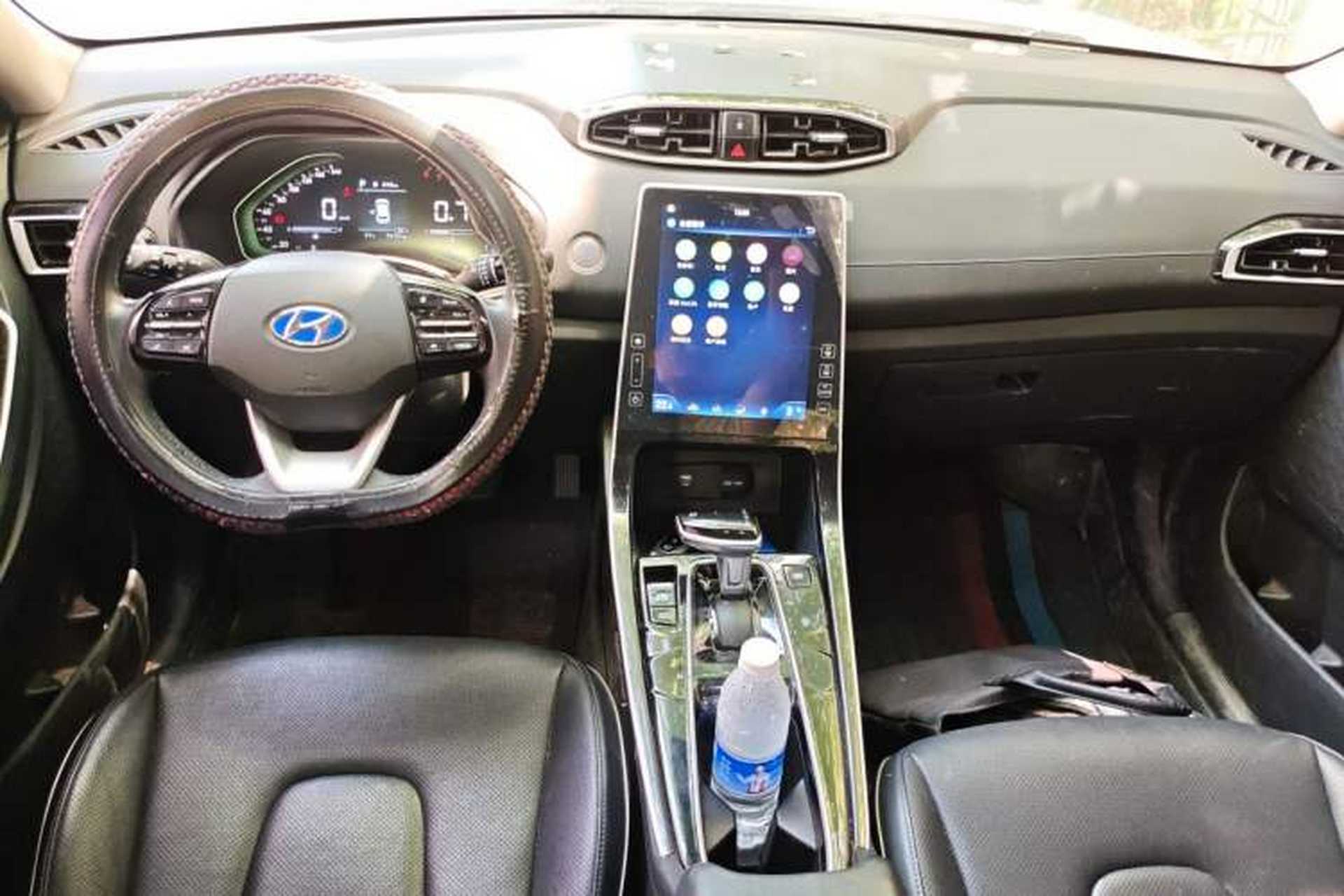 Used Hyundai ix25 2020 1.5L CVT GLS Smart Model Center Console