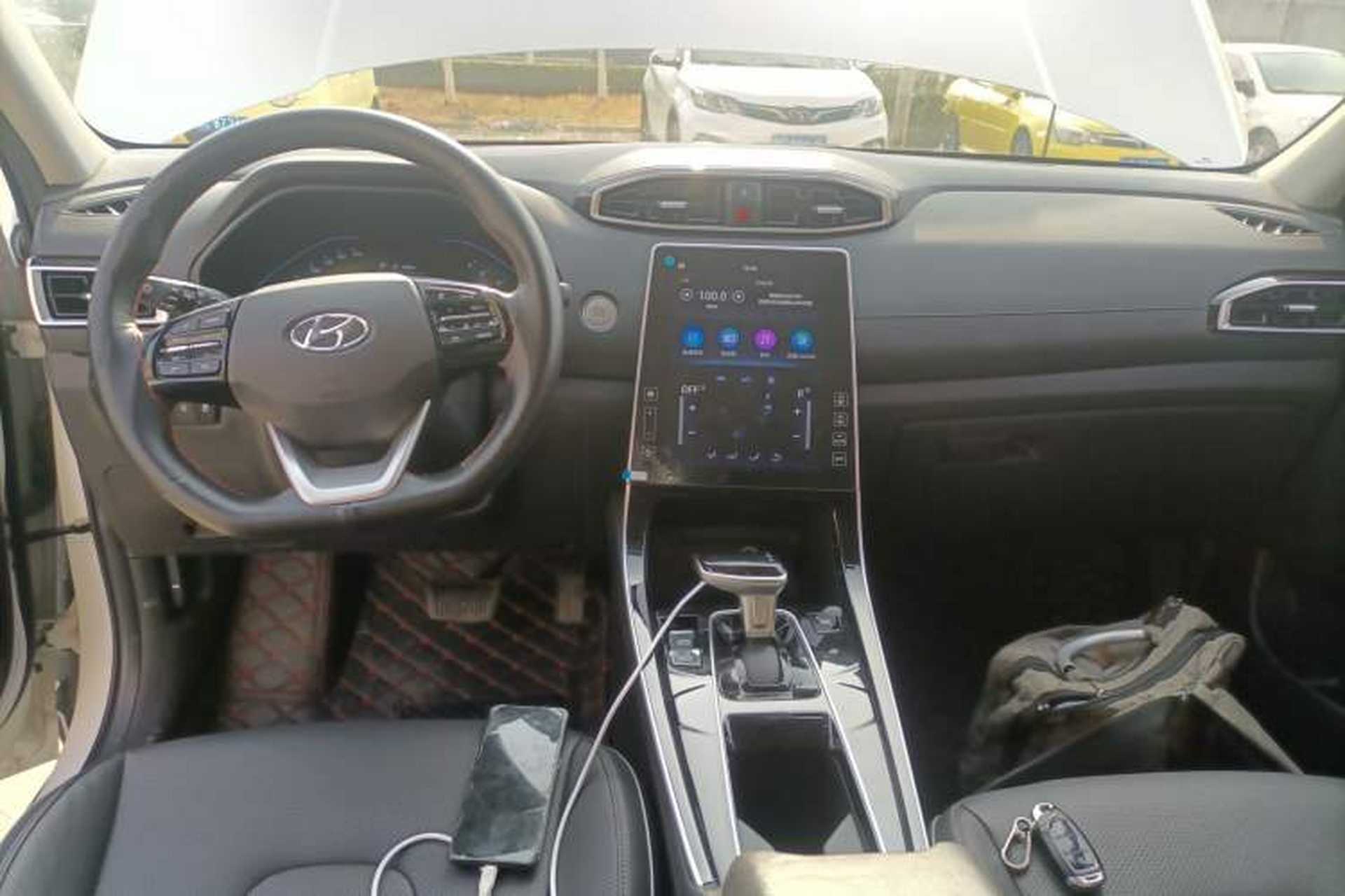 Used Hyundai ix25 2020 1.5L CVT GLS Smart Model Center Console