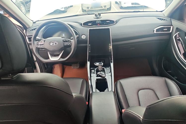 Used Hyundai ix25 2020 1.5L CVT GLS Smart Model Center Console