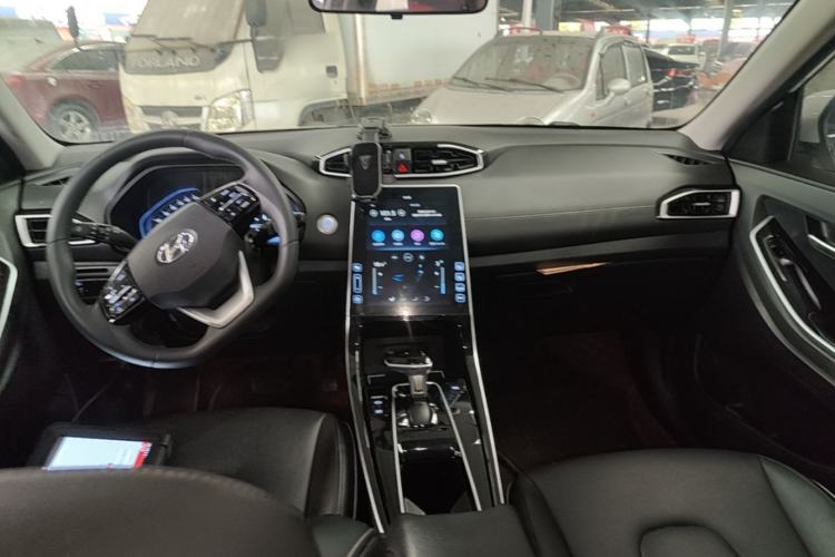 Used Hyundai ix25 2020 1.5L CVT GLS Smart Model Center Console