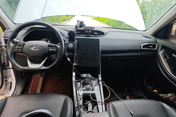 Used Hyundai ix25 2020 1.5L CVT GLS Smart Model Center Console