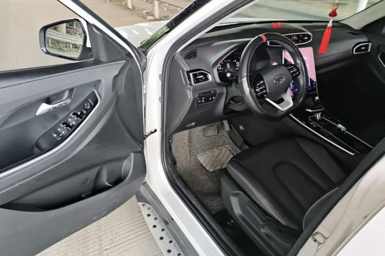 Used Hyundai ix25 2020 1.5L CVT GLS Smart Model Driver Seat