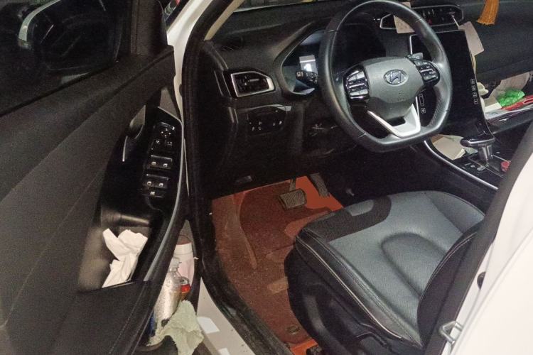 Used Hyundai ix25 2020 1.5L CVT DLX Prestige Version Driver Seat