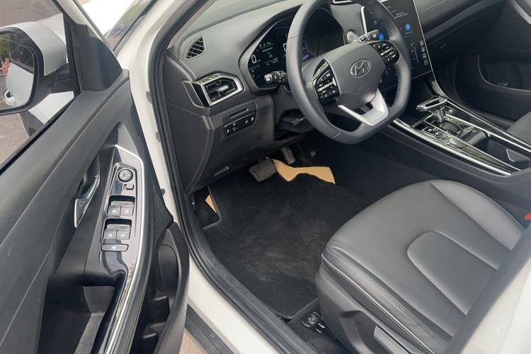 Used Hyundai ix25 2020 1.5L CVT GLS Smart Model Driver Seat