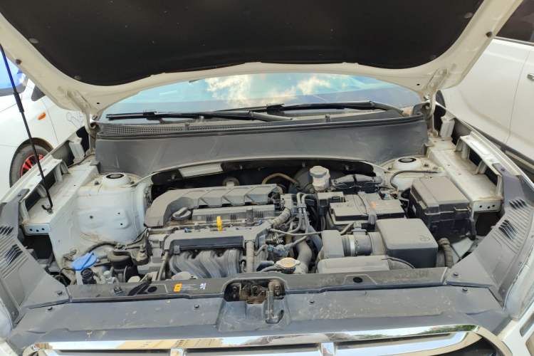 Used Hyundai ix25 2020 1.5L CVT GLS Smart Model Engine Bay