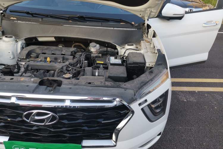 Used Hyundai ix25 2020 1.5L CVT DLX Prestige Version Engine Bay Left
