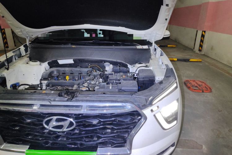 Used Hyundai ix25 2020 1.5L CVT DLX Prestige Version Engine Bay Left