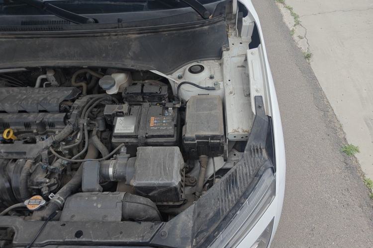 Used Hyundai ix25 2020 1.5L CVT DLX Prestige Version Engine Bay Left