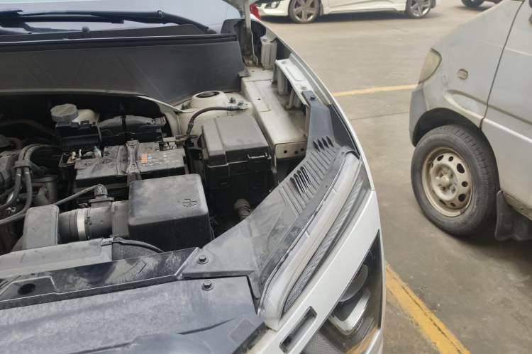 Used Hyundai ix25 2020 1.5L CVT GLS Smart Model Engine Bay Left