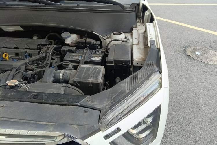 Used Hyundai ix25 2020 1.5L CVT DLX Prestige Version Engine Bay Left