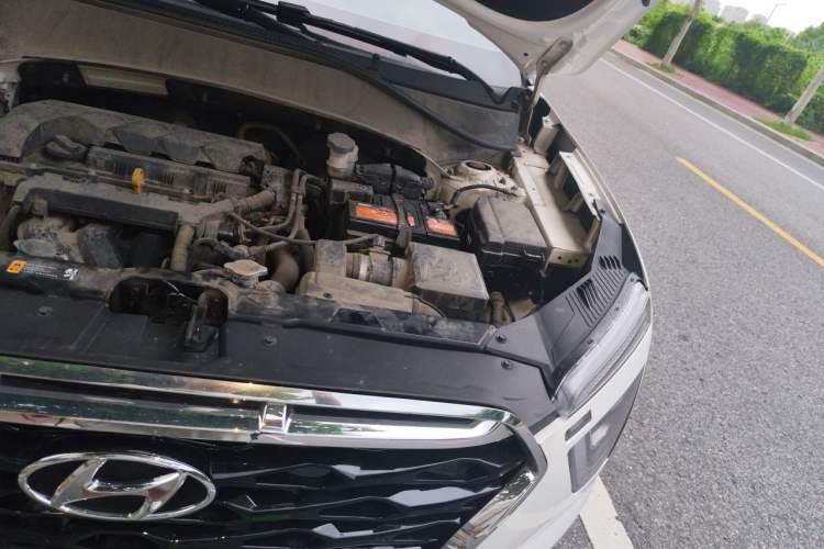 Used Hyundai ix25 2020 1.5L CVT GLS Smart Model Engine Bay Left