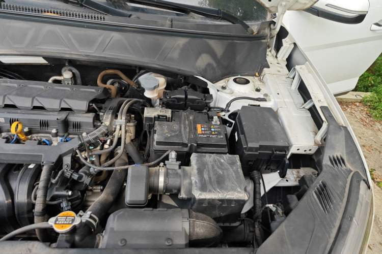 Used Hyundai ix25 2020 1.5L CVT GLS Smart Model Engine Bay Left
