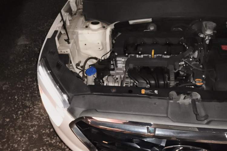 Used Hyundai ix25 2020 1.5L CVT GLS Smart Model Engine Bay Right