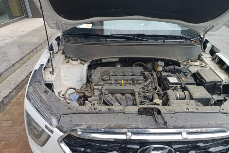 Used Hyundai ix25 2020 1.5L CVT DLX Prestige Version Engine Bay Right