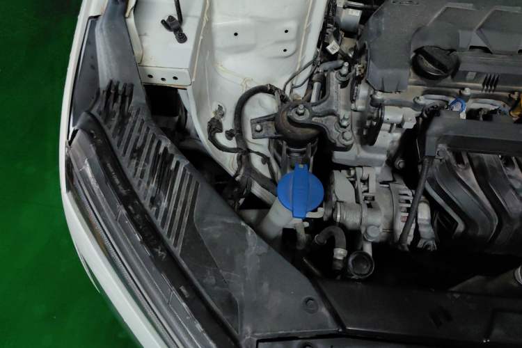 Used Hyundai ix25 2020 1.5L CVT GLS Smart Model Engine Bay Right