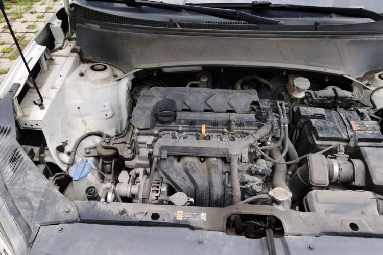 Used Hyundai ix25 2020 1.5L CVT GLS Smart Model Engine Bay Right