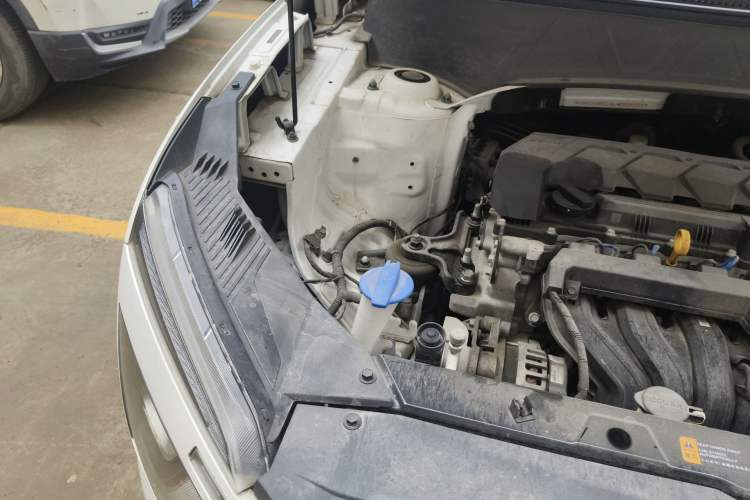 Used Hyundai ix25 2020 1.5L CVT GLS Smart Model Engine Bay Right